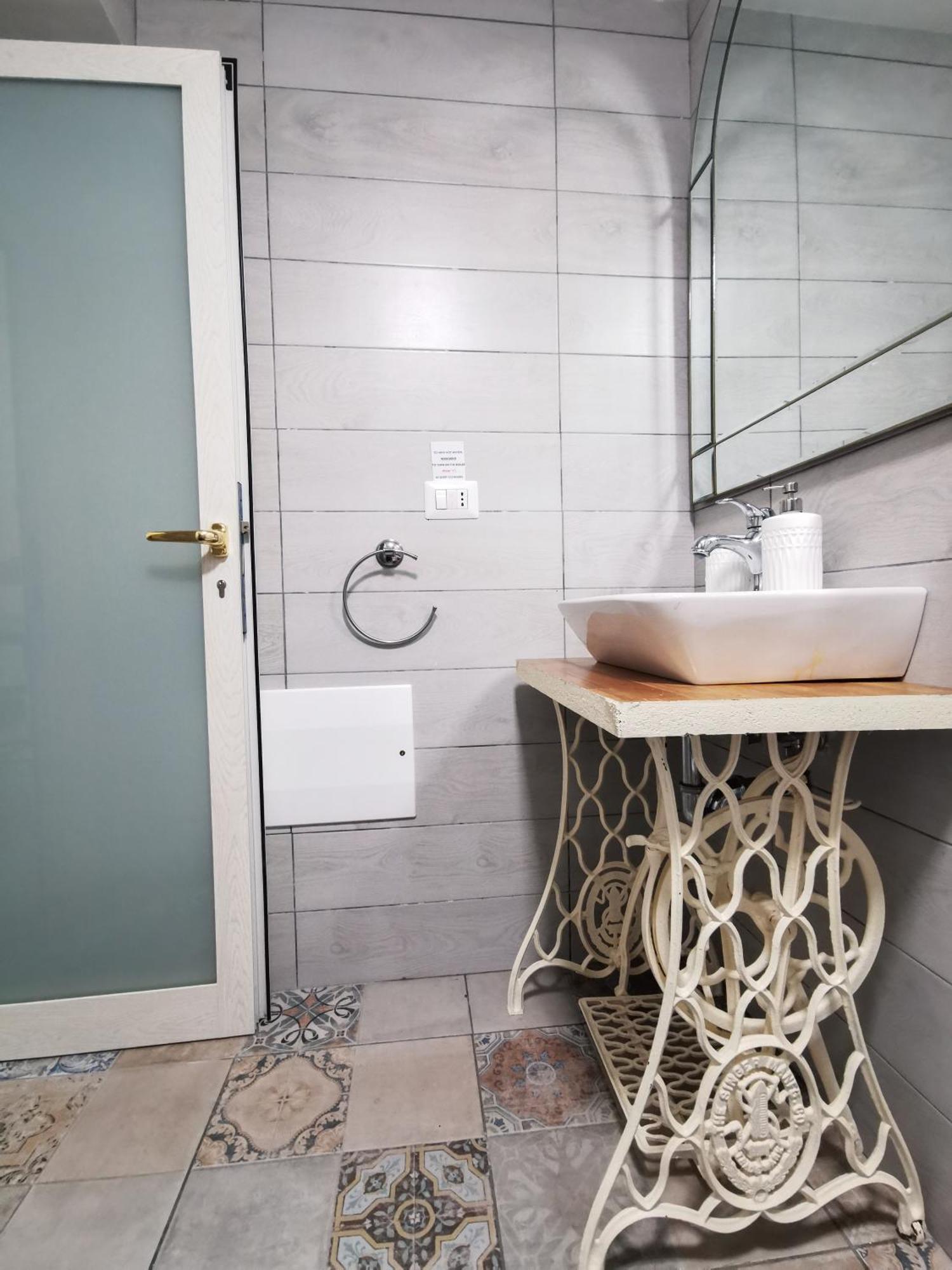 Whiteflower Apartments Bari Quarto foto