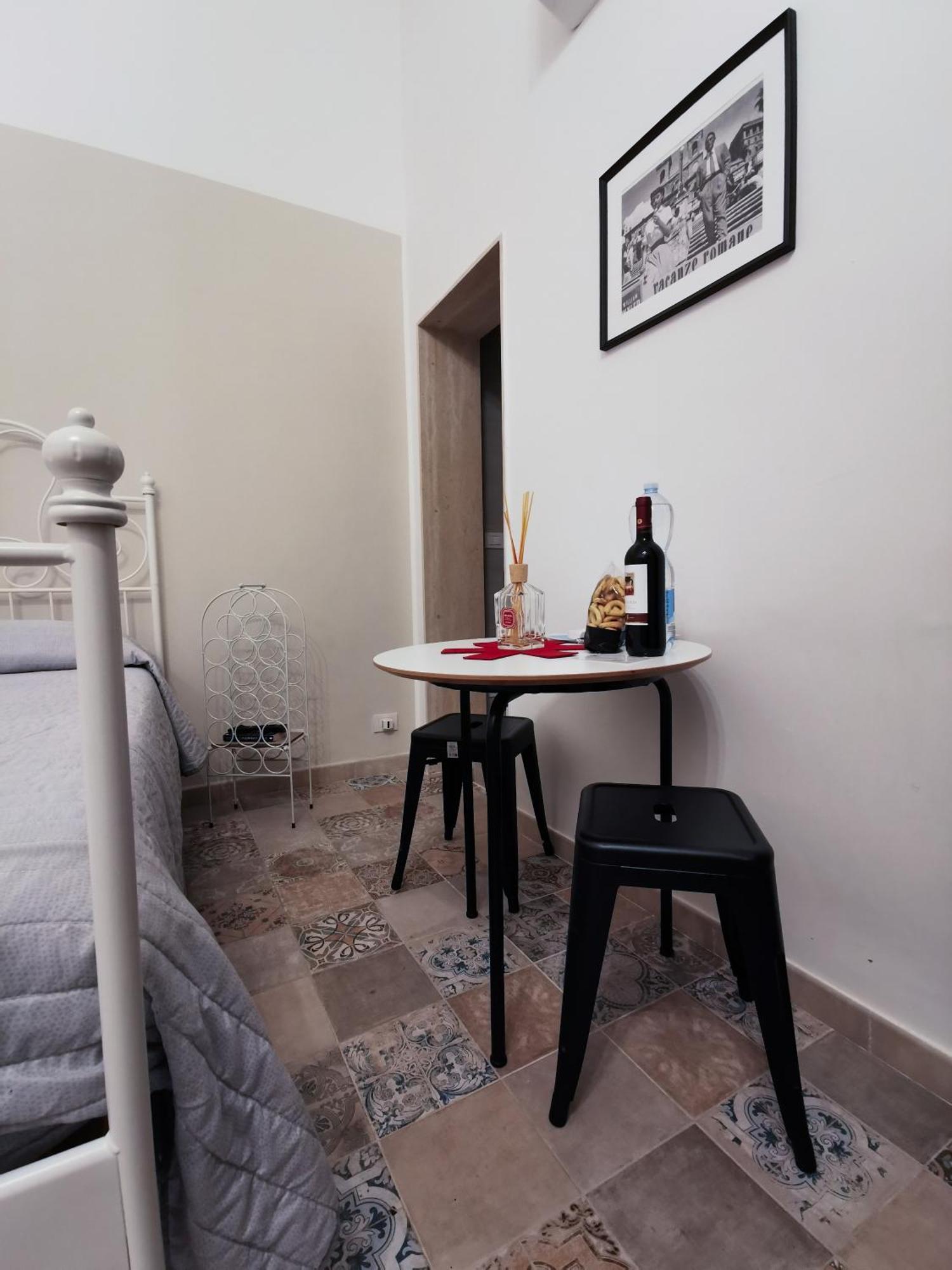 Whiteflower Apartments Bari Quarto foto