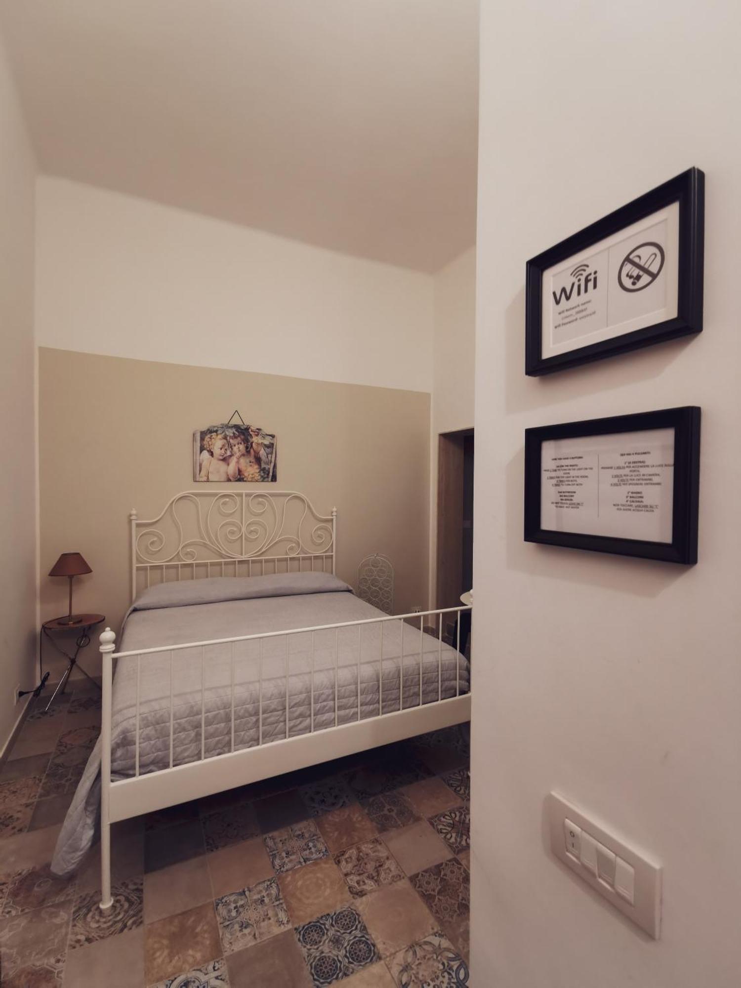 Whiteflower Apartments Bari Quarto foto